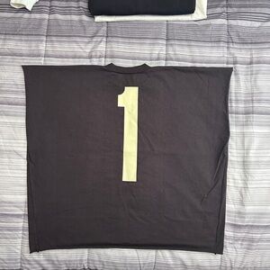 YZY Yeezy Vultures Kanye Box Tee Bundle 3 for 120 Size 2